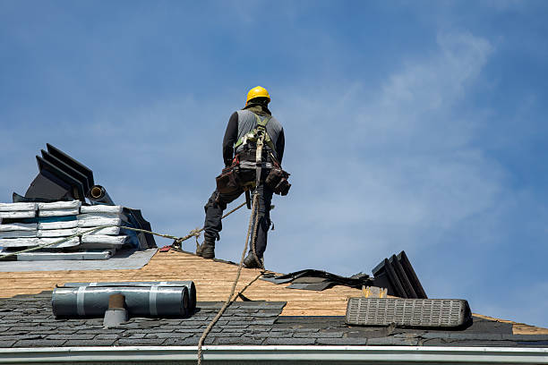 Professional Roof Replacement technician working in Steeles Tavern, VA
